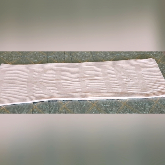 Calvin Klein 72x12" Knit Scarf Pastel Pink - Picture 3 of 9